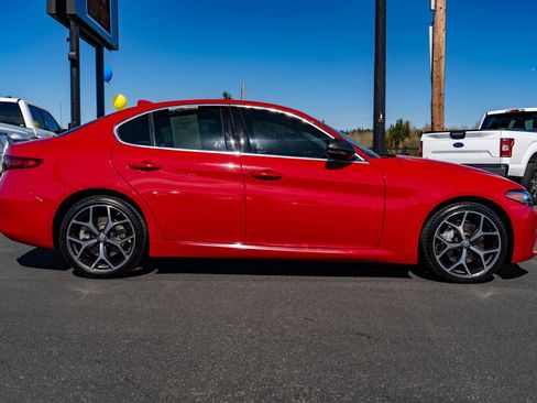 Used 2020 Alfa Romeo Giulia Ti AWD/4WD image 7