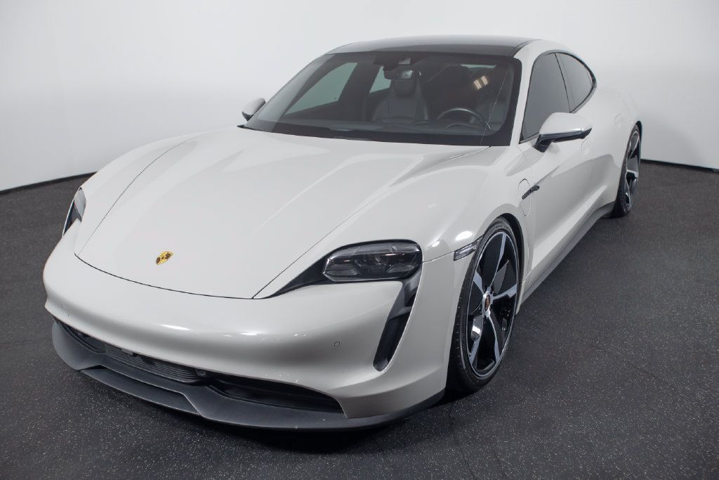 Used 2021 Porsche Taycan 4S w/ Premium Package AWD/4WD image 2
