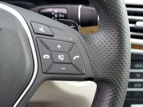 Used 2016 Mercedes-Benz E 350 Sedan image 16