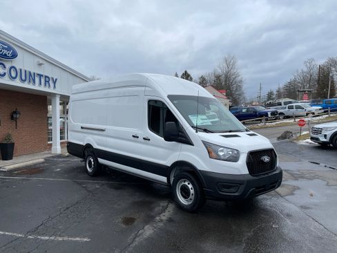 New 2026 Ford Transit 250 148 High Roof Extended image 3