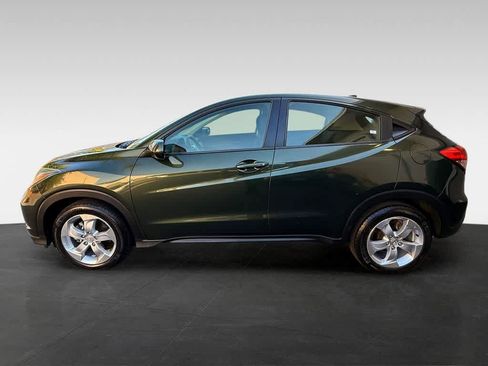 Used 2016 Honda HR-V LX image 3