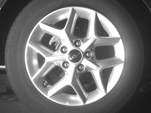 Used 2025 Kia Soul LX w/ LX Technology Package FWD image 15