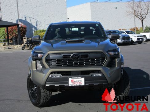 New 2026 Toyota Tacoma TRD Sport image 15