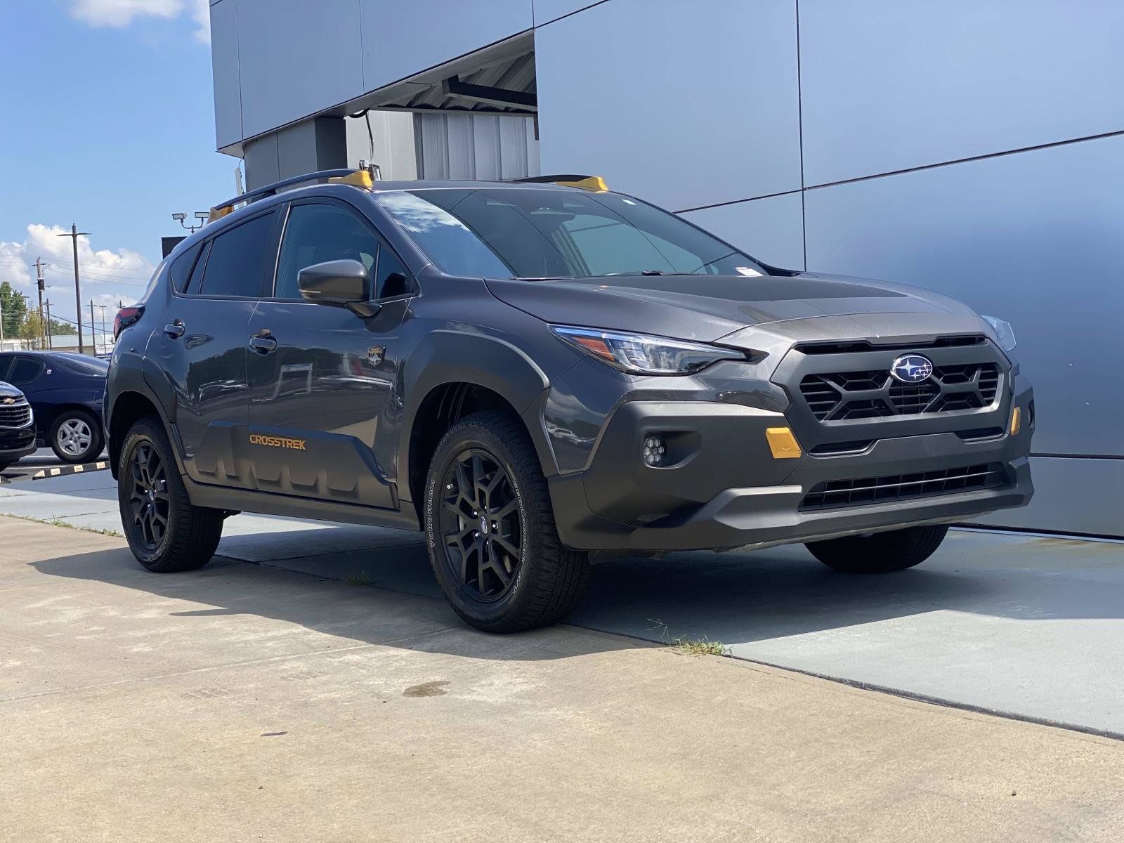 Used 2024 Subaru Crosstrek 2.5i Wilderness w/ Crosstrek Mirror Package AWD/4WD image 2