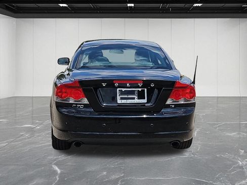 Used 2009 Volvo C70 T5 FWD image 4