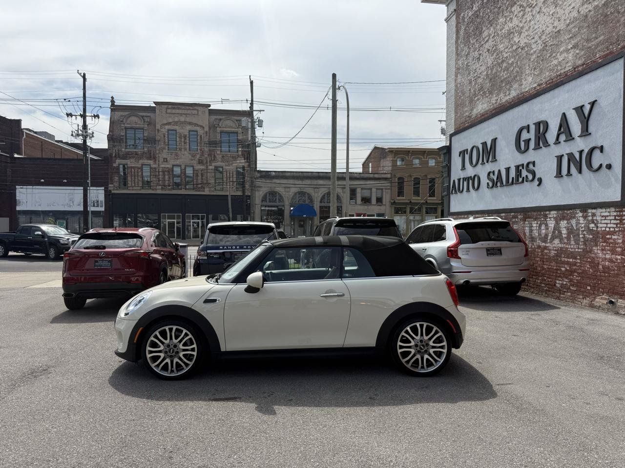 Used 2016 MINI Cooper Convertible FWD image 10
