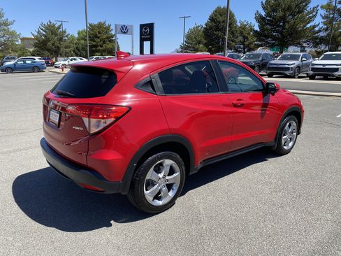Used 2017 Honda HR-V EX image 50