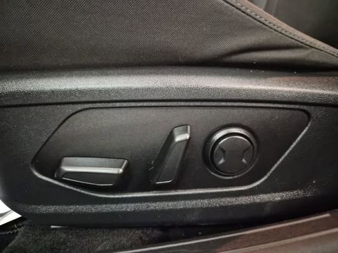 Used 2022 Hyundai Elantra SEL w/ Convenience + Premium Package image 14