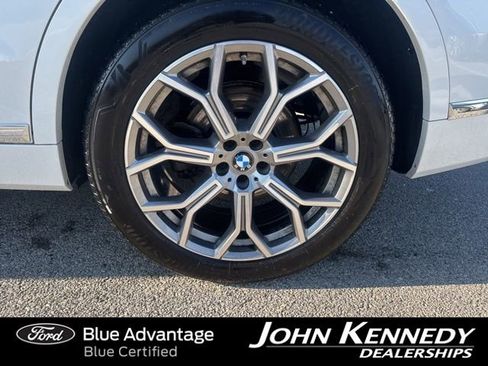 Used 2022 BMW X7 xDrive40i w/ Executive Package image 5