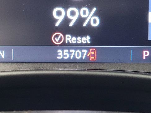 Certified 2023 Chevrolet Equinox RS image 32