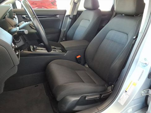 Certified 2022 Honda Civic EX image 9