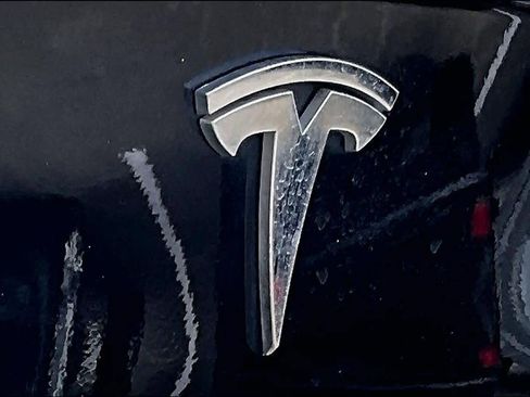 Used 2020 Tesla Model S Performance image 28