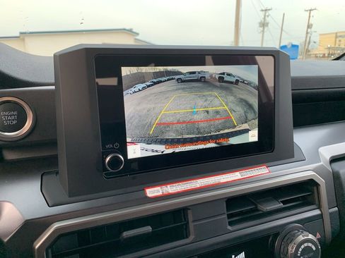 Used 2025 Toyota 4Runner SR5 image 21