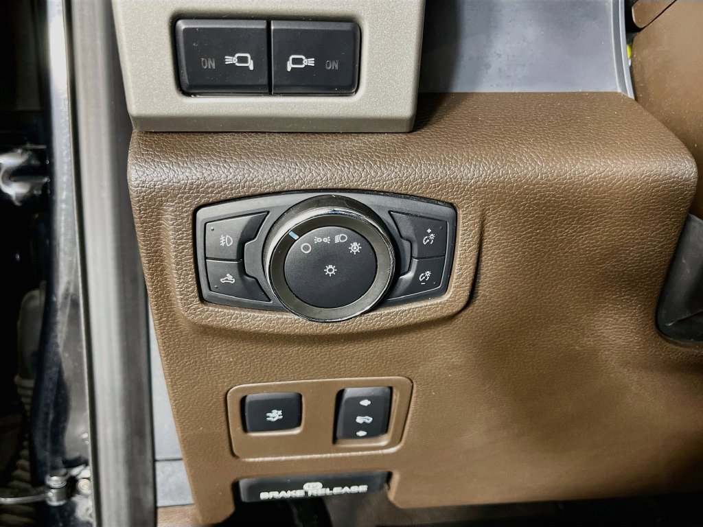 Used 2022 Ford F350 King Ranch w/ Tremor Off-Road Package AWD/4WD image 11