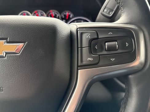 Used 2023 Chevrolet Silverado 2500 LT w/ Convenience Package image 19