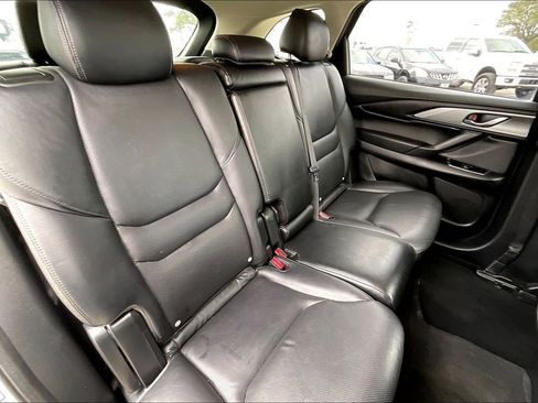Used 2018 MAZDA CX-9 Touring image 22