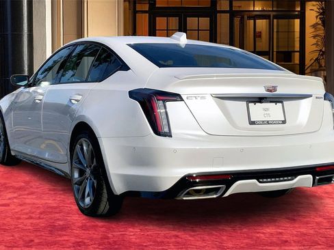 Used 2025 Cadillac CT5 Sport image 4