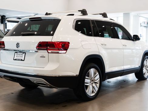 Used 2018 Volkswagen Atlas SEL Premium AWD/4WD image 4