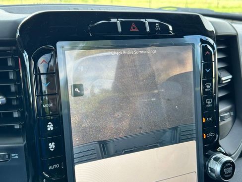 Used 2024 RAM 3500 Tradesman image 12