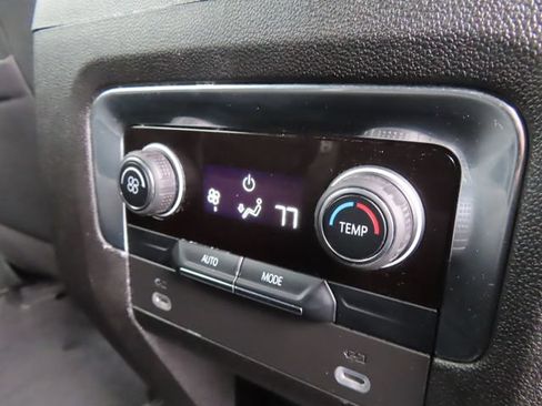 Used 2023 Chevrolet Tahoe LS AWD/4WD image 41