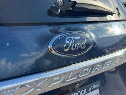 Used 2016 Ford Explorer Platinum AWD/4WD image 20