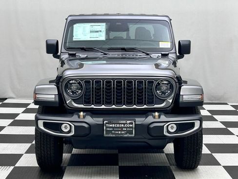 New 2026 Jeep Gladiator Mojave AWD/4WD image 3