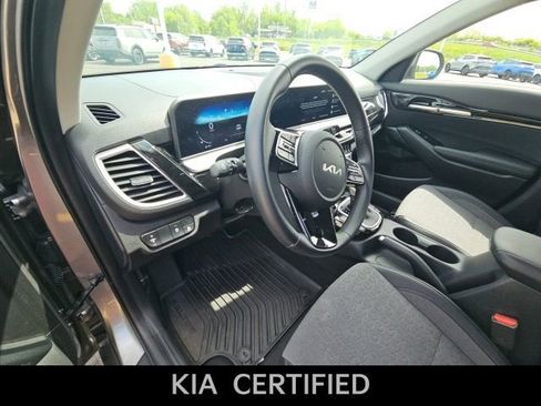Used 2024 Kia Seltos S AWD/4WD image 14