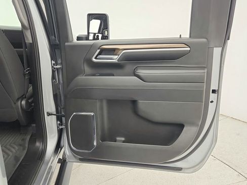 Used 2024 Chevrolet Silverado 2500 LT w/ Texas Edition AWD/4WD image 37