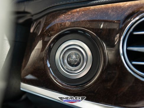 Used 2018 Mercedes-Benz S 560 4MATIC Sedan image 33