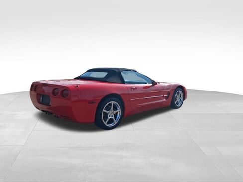 Used 2004 Chevrolet Corvette Base w/ Preferred Equipment Group image 8