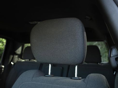 Used 2019 RAM 1500 Big Horn AWD/4WD image 35
