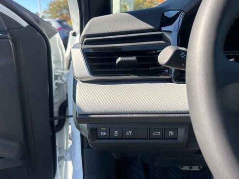 New 2026 Toyota Camry SE FWD image 27