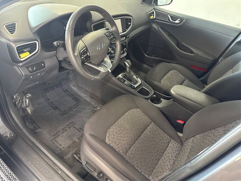 Used 2018 Hyundai Ioniq SEL FWD image 9