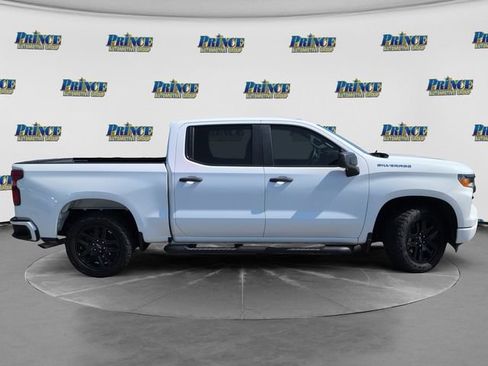 Used 2023 Chevrolet Silverado 1500 Custom RWD image 4
