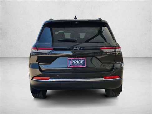 Used 2023 Jeep Grand Cherokee 4WD 4xe w/ Luxury Tech Group II image 6