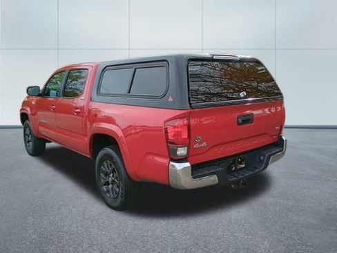Used 2020 Toyota Tacoma SR5 image 3