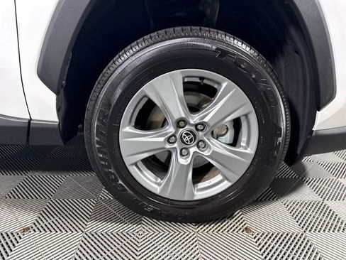 Used 2025 Toyota RAV4 XLE image 11