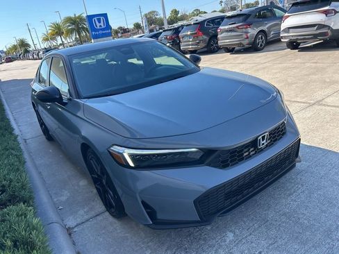 Certified 2025 Honda Civic Sport image 3