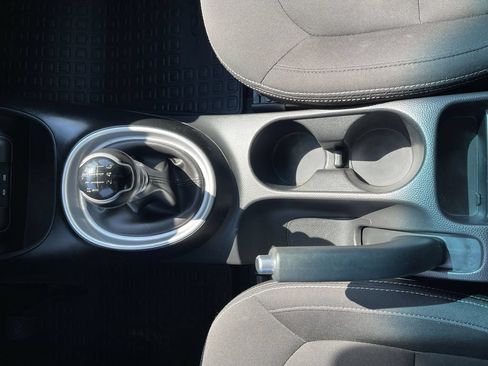 Used 2019 Kia Soul FWD image 34