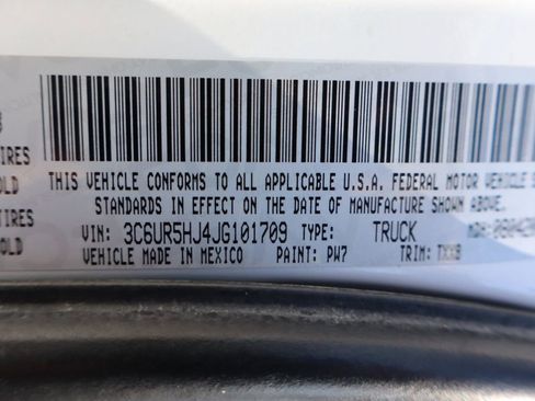 Used 2018 RAM 2500 Tradesman w/ Chrome Appearance Group image 45