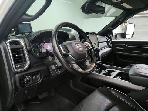 Used 2021 RAM 2500 Laramie AWD/4WD image 13