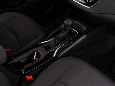 Used 2022 Toyota Corolla LE image 21