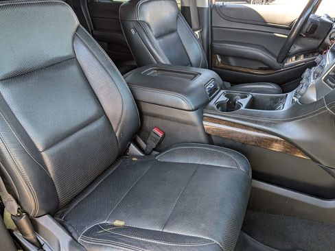Used 2019 Chevrolet Tahoe LS w/ Enhanced Driver Alert Package AWD/4WD image 29