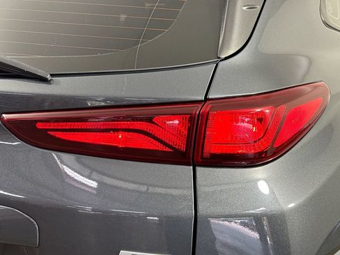 Used 2020 Hyundai Kona SE AWD/4WD image 30