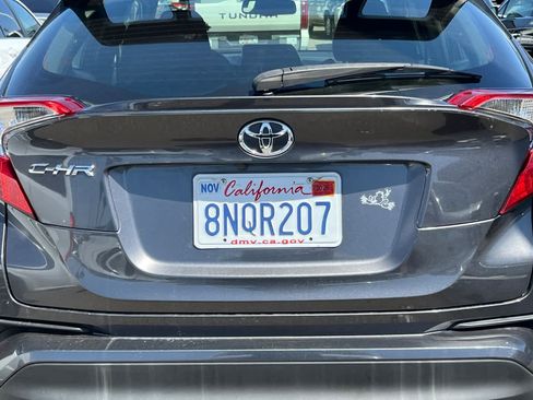 Used 2019 Toyota C-HR LE image 19