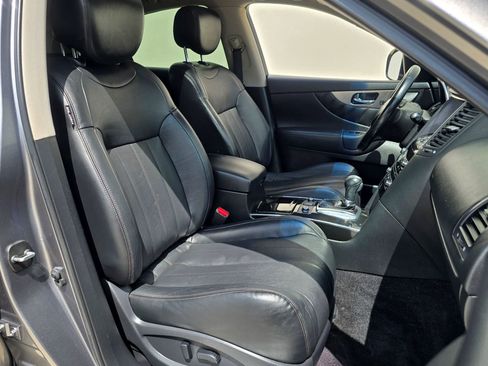 Used 2015 INFINITI QX70 2WD w/ Premium Package image 21