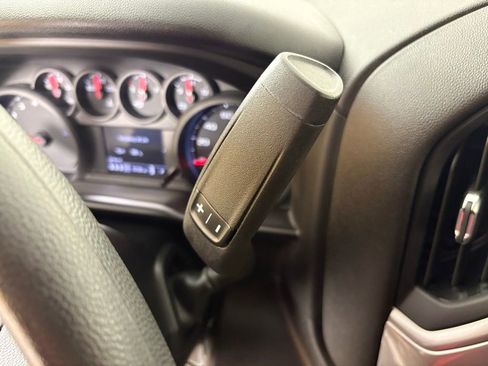 Used 2025 Chevrolet Silverado 2500 Custom w/ Custom Value Package image 31