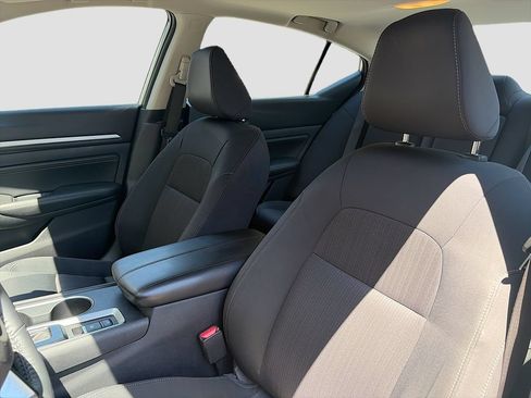 Used 2019 Nissan Altima 2.5 SV FWD image 21