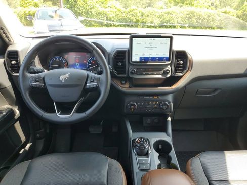 Used 2021 Ford Bronco Sport Outer Banks AWD/4WD image 18