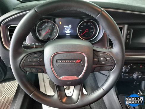 Used 2016 Dodge Charger SE image 11